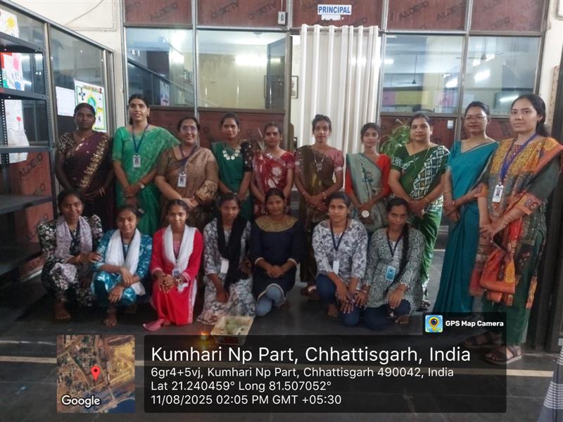 विश्व आदिवासी दिवस के अवसर पर महाविद्यालय में  विभिन्न प्रतियोगिताएं आयोजित की गई 
